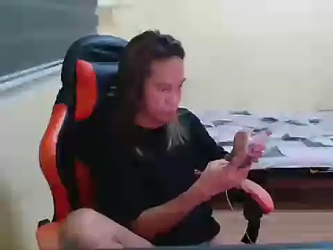 ashelyxyn69xx webcam