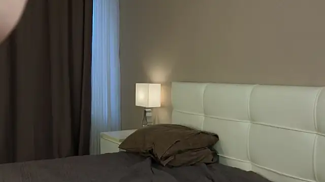 DanikaGudinas webcam
