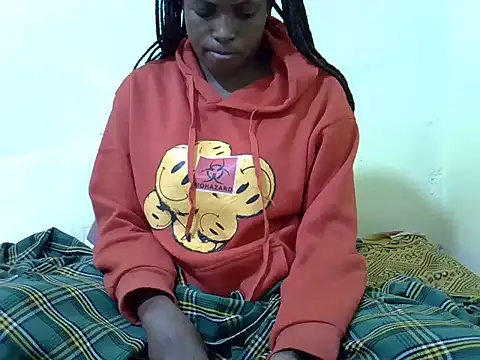 lilmomaa webcam