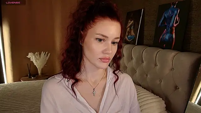 Aria_Mila webcam