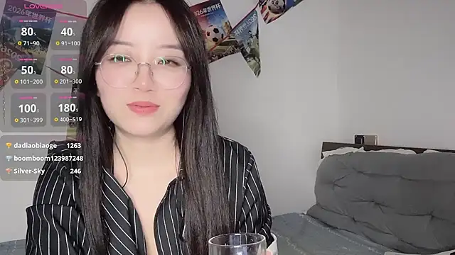 77-Vicky live cam on StripChat