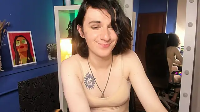 MickeQuinee webcam