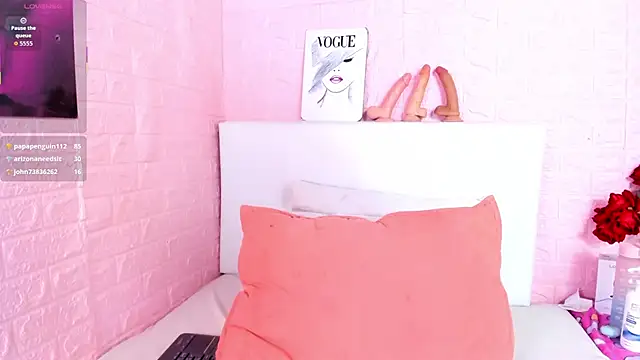Celeste_Rox webcam