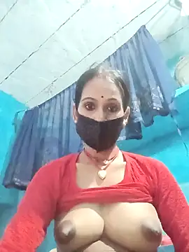 Nandani-758 webcam