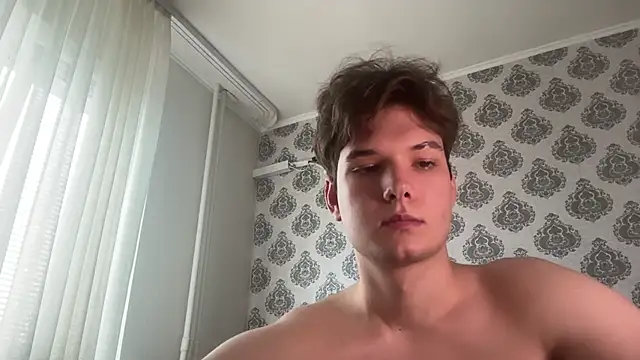 tomasdickpick (M twink) - take off a T-shirt