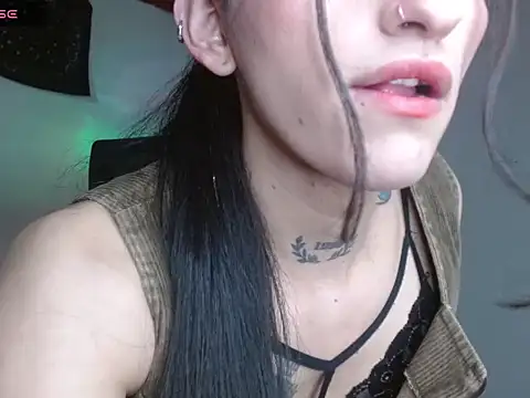 Modelo: Scarlett_crastrawberry