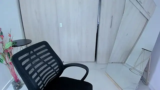 Adele_Sweett webcam