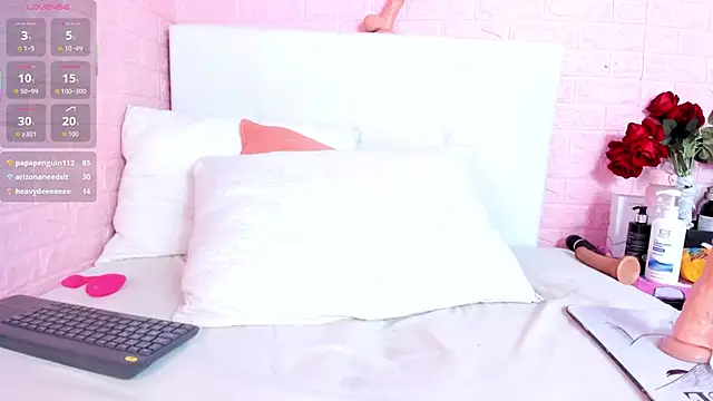 Celeste_Rox webcam