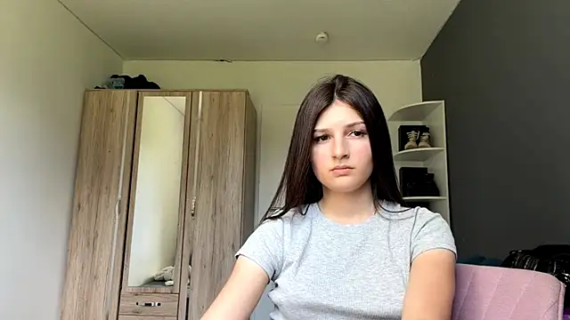 SpanishRooter webcam
