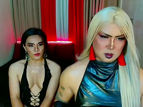 Wildest_Slave_Huntress webcam