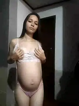 amina_hott live cam on StripChat