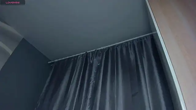TarynPalek webcam