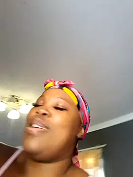 SWEETDOLLY29XX webcam