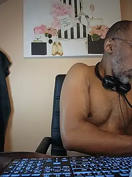 Lonelynudist59 webcam
