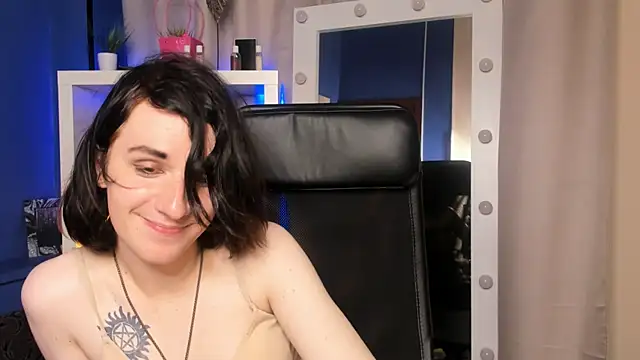 MickeQuinee