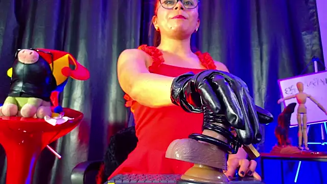 MistressSlut1 webcam