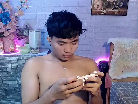 mostwantedtwink live cam on StripChat