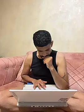 kaiilopeez live cam on StripChat
