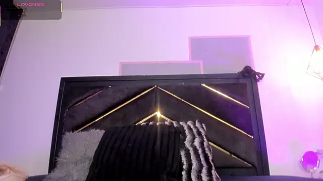 april_jones05 webcam