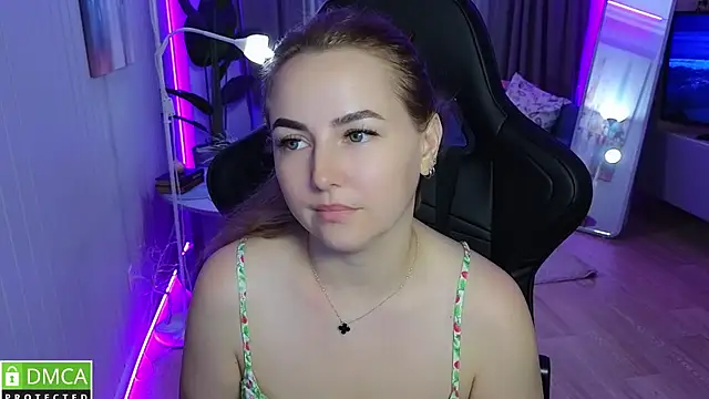 Mira_Mermayd webcam