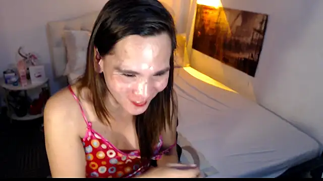 NinaDOM4CUM live sex cam