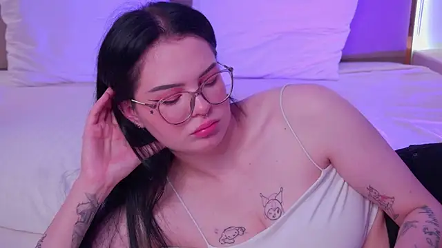 CindyMil live cam on StripChat