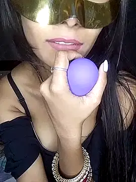 sexy_manvi25 live cam on StripChat