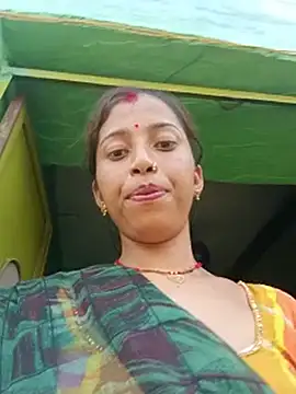 Cut_shivi56 webcam