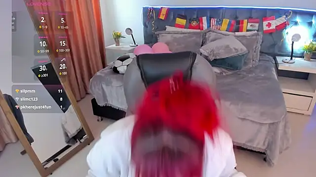 Blair_red_ webcam