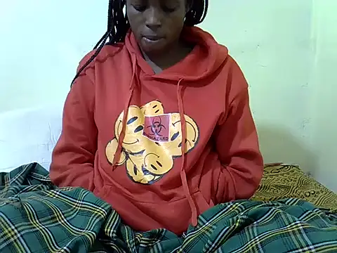 lilmomaa webcam