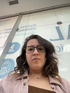 amooraaamoon webcam