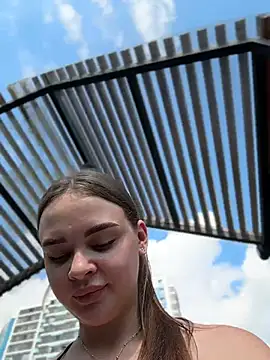 KristiRich webcam
