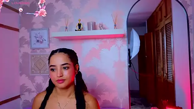 Emma_Thompssonn webcam