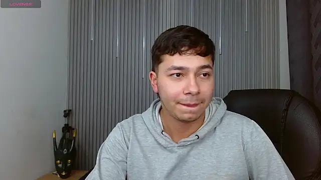 Julian_Smith21 webcam