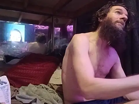 nearby_causual webcam