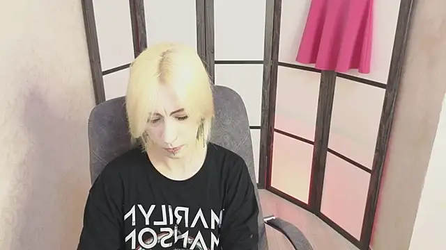 Black_Orchides webcam