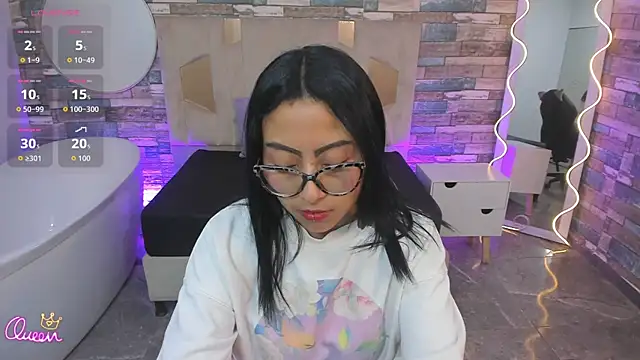 Amhira_Tay webcam