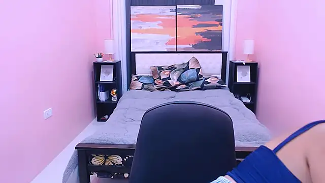 KittyKlara webcam