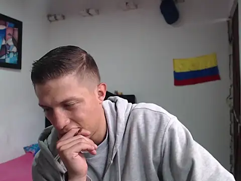 Stiiveen777 webcam