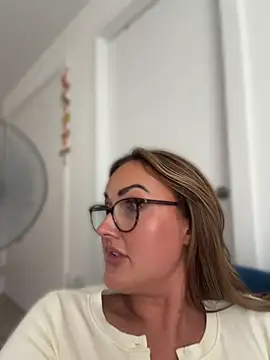 Crystal_xox webcam