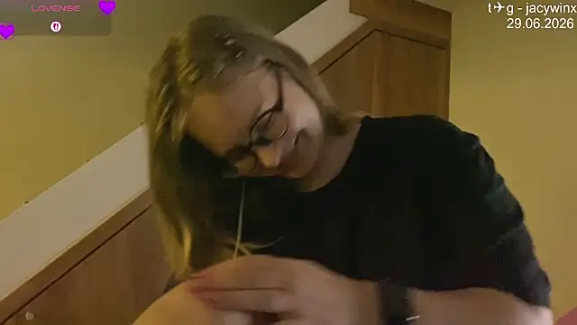JacyWinslat webcam