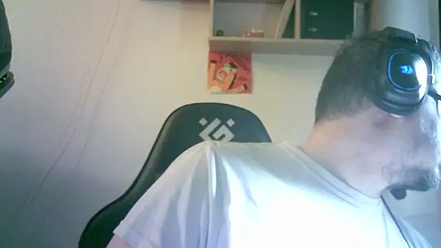 SirAbuser webcam