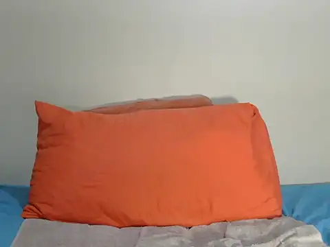 LICKABLETASH98 webcam