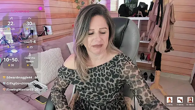 Victoria_collins_1