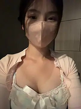 gougou13 webcam