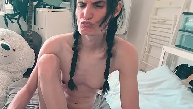 CeriseLapine webcam
