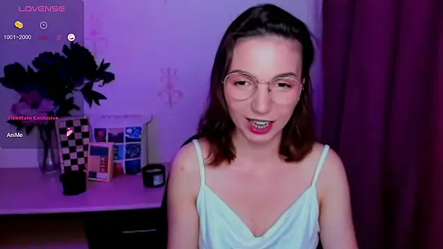 KindHazelHere_ webcam