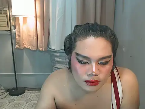 TSbrianaHugeCock webcam