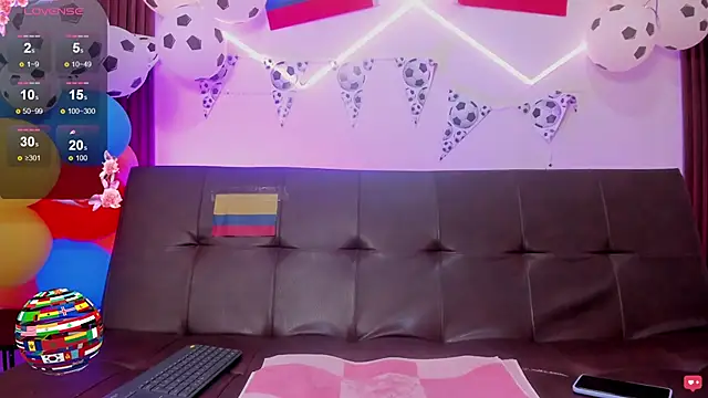 TaniaEyes webcam