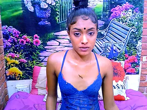 IndianPretty14u2Luv webcam